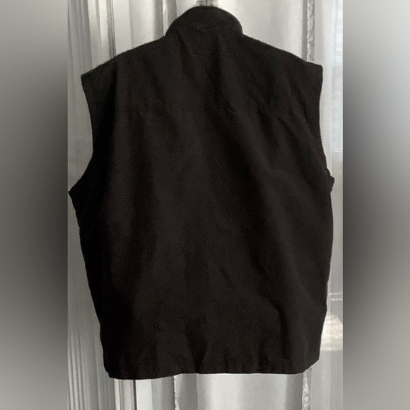 OUTDOOR LIGHTWEIGHT LEISURE VEST 
NWOT - Picture 2 of 6